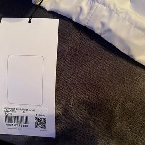 Lululemon lightweight cinch waist jacket